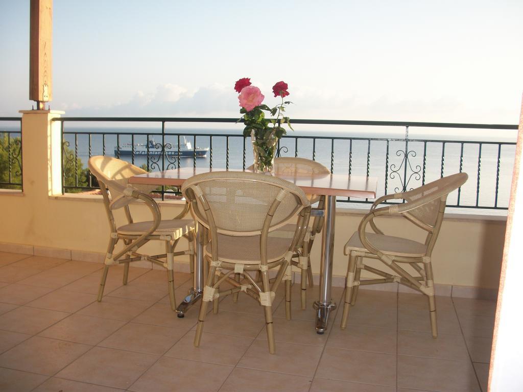 Dioni Studios & Apartments Poros (Kefalonia) Exterior foto